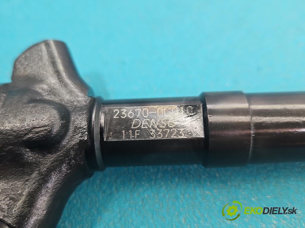 Toyota Corolla Verso II 2004-2009 2.0 d4d 116 hp manual 85 kW 1995 cm3 5- vstřikovač 23670-0G010 (Vstřikovač paliva)