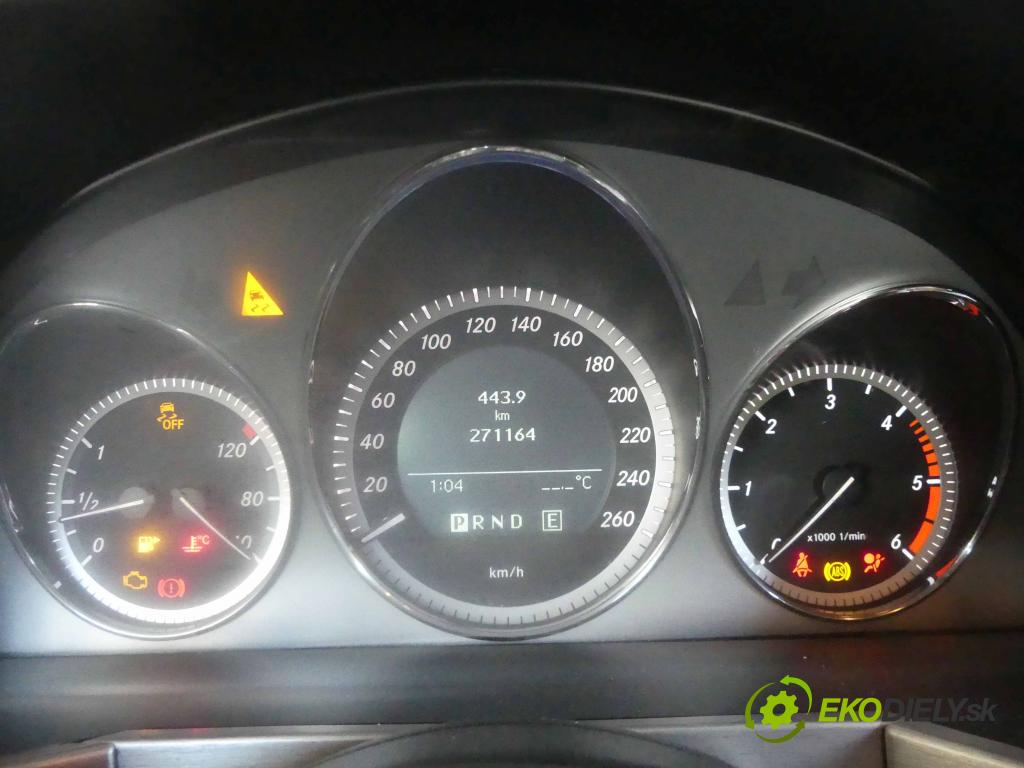 Mercedes GLK X204 2008-2015 2,2.0 cdi 170 HP automatic 125 kW 2143 cm3 5- prístrojovka/ budíky A2049002105 (Prístrojové dosky, displeje)