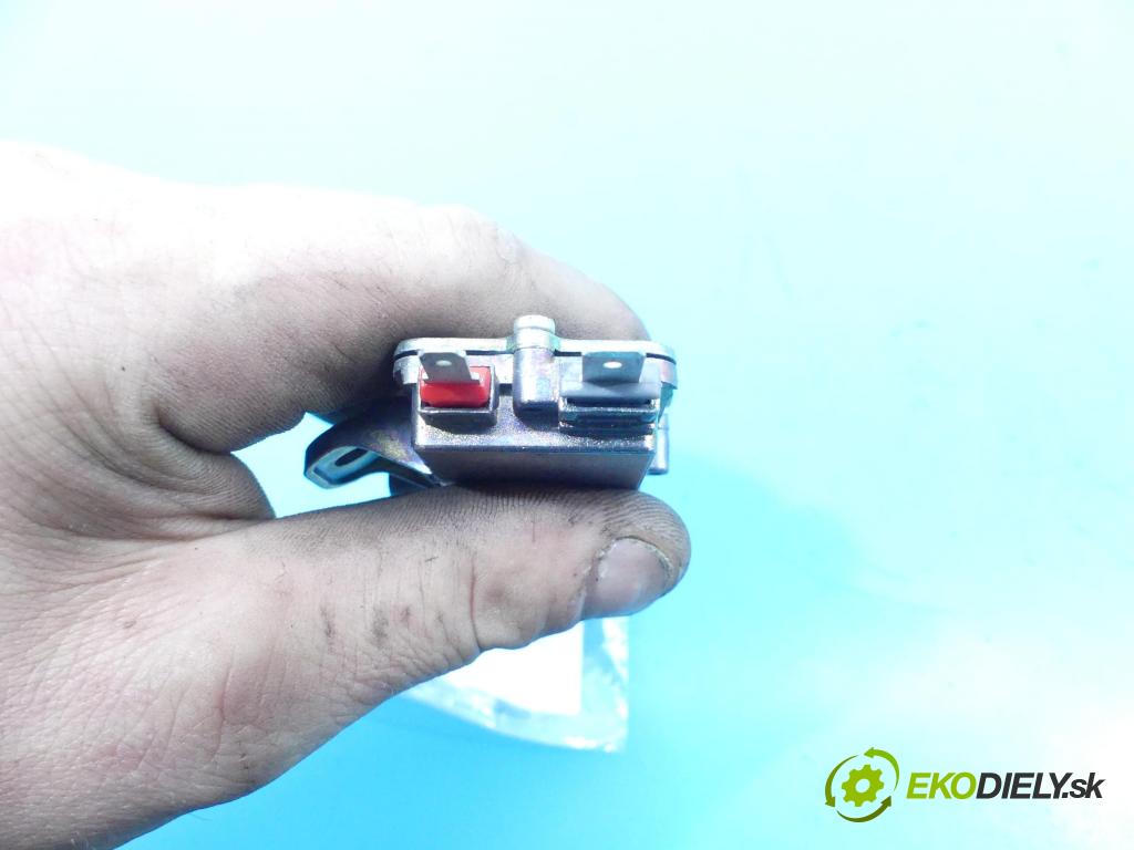 Porsche Cayenne I 2002-2010 4.8 V8 Turbo 500KM automatic 368 kW 4806 cm3 5- Zesilovač: 7L5035225E (Zosilňovače)