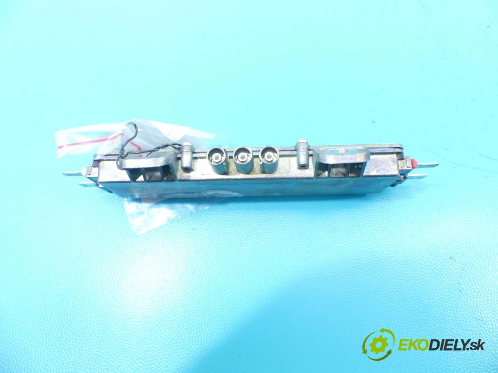 Porsche Cayenne I 2002-2010 4.8 V8 Turbo 500KM automatic 368 kW 4806 cm3 5- Zesilovač: 7L5035225E (Zosilňovače)