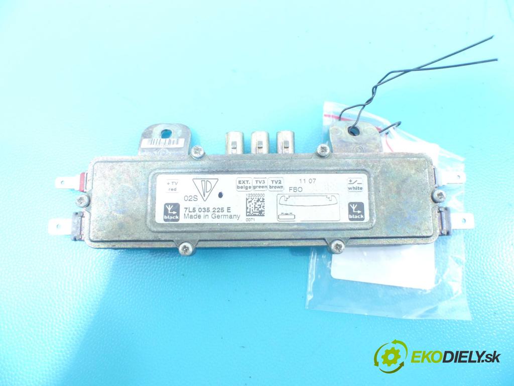 Porsche Cayenne I 2002-2010 4.8 V8 Turbo 500KM automatic 368 kW 4806 cm3 5- Zesilovač: 7L5035225E (Zosilňovače)