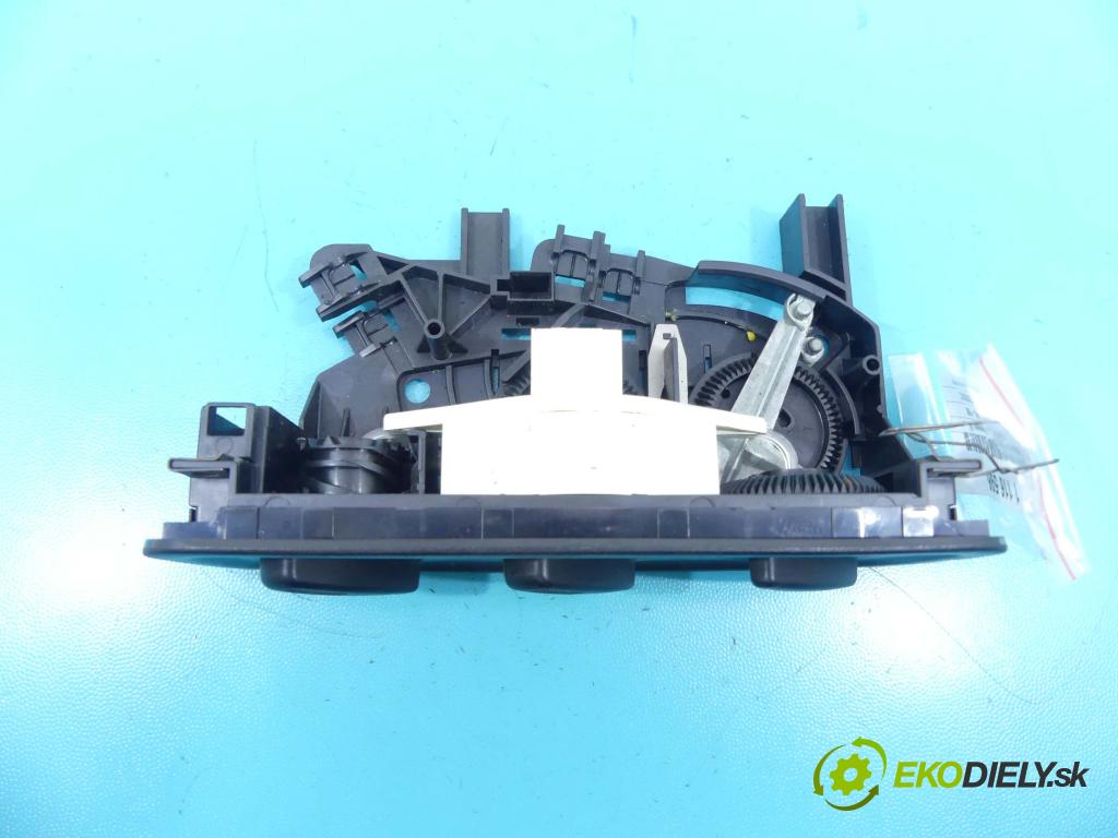 Vw Golf III 1991-1998 1.6 75 HP manual 55 kW 1598 cm3 3- panel kúrenia 1H0819045C