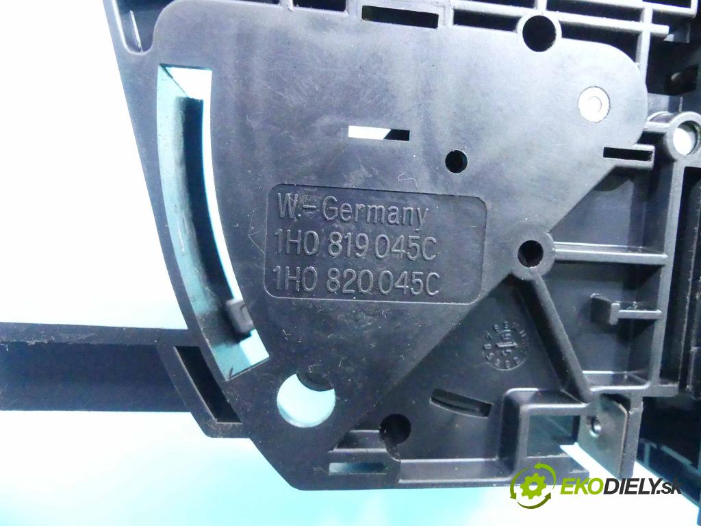 Vw Golf III 1991-1998 1.6 75 HP manual 55 kW 1598 cm3 3- panel kúrenia 1H0819045C