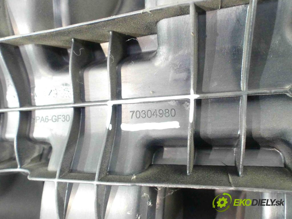 Porsche Cayenne I 2002-2010 4.8 V8 Turbo 500KM automatic 368 kW 4806 cm3 5- zvod nasávací 70304980 (Sacie potrubia)