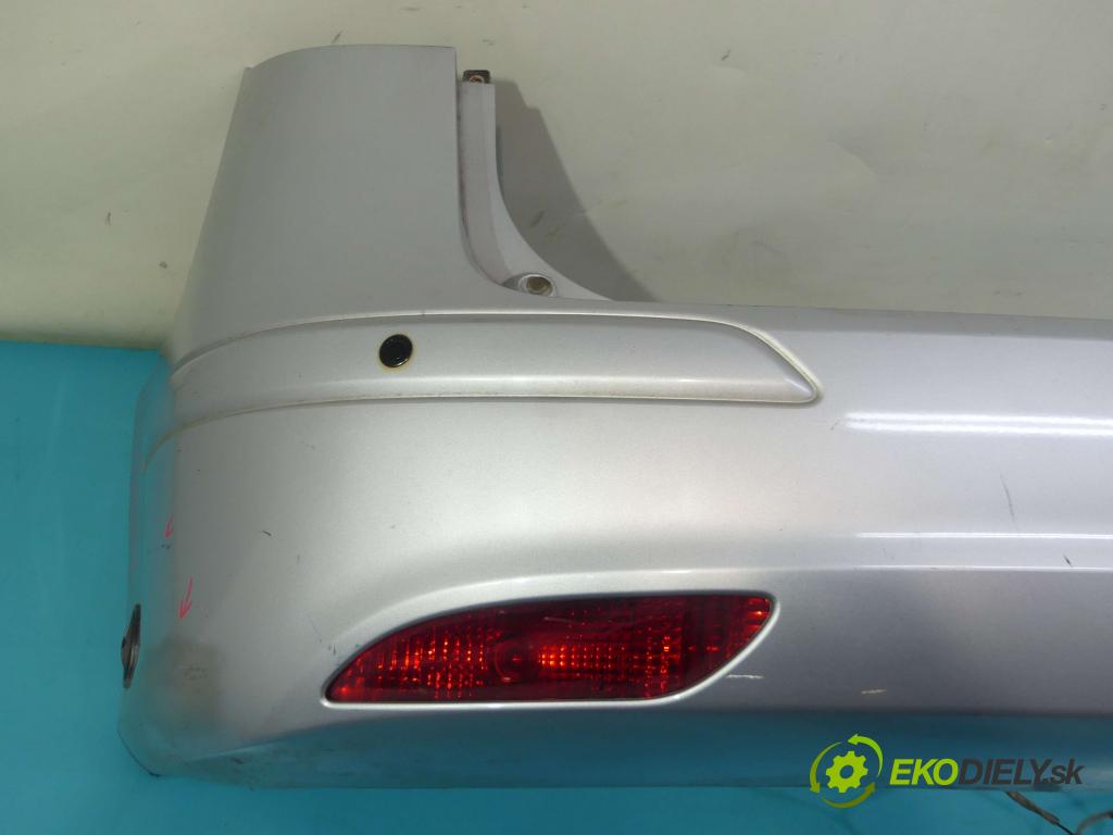 Hyundai I30 I 2007-2012 1.6 16v 126 hp manual 92,7 kW 1591 cm3 5- nárazník zadní