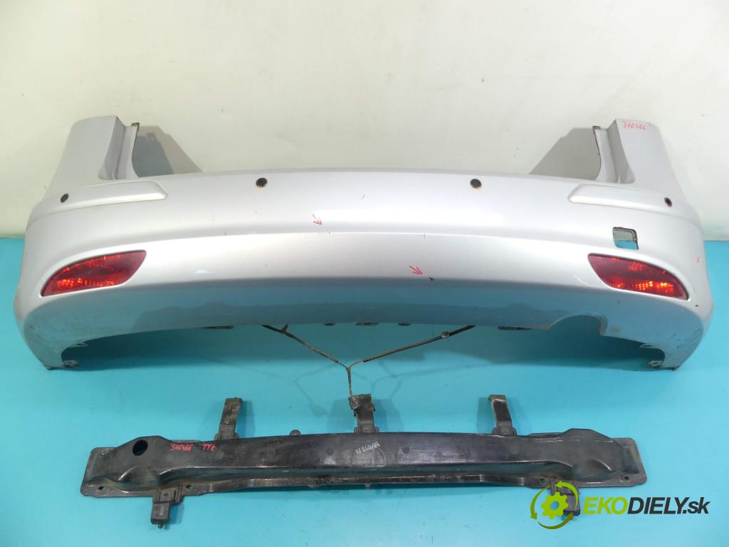 Hyundai I30 I 2007-2012 1.6 16v 126 hp manual 92,7 kW 1591 cm3 5- nárazník zadní 
