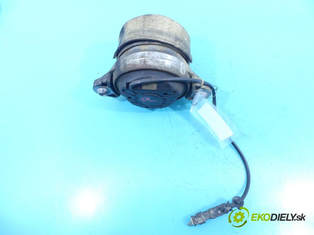 Mercedes GLK X204 2008-2015 2,2.0 cdi 170 HP automatic 125 kW 2143 cm3 5- airbag motora A2042403617 (Držiaky motora)