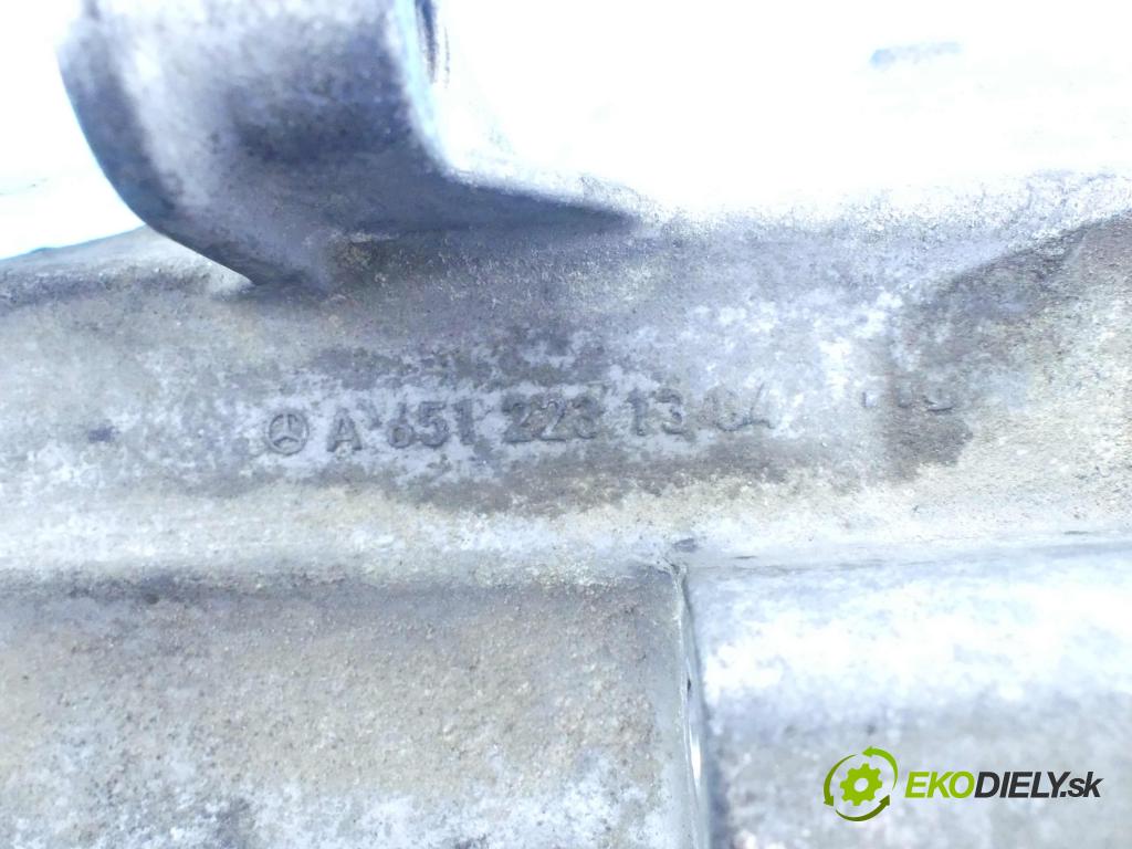 Mercedes GLK X204 2008-2015 2,2.0 cdi 170 HP automatic 125 kW 2143 cm3 5- držiak motora A6512231304