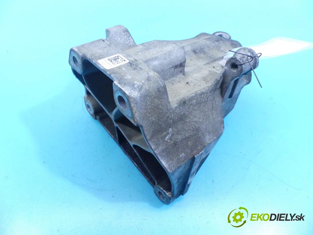 Mercedes GLK X204 2008-2015 2,2.0 cdi 170 HP automatic 125 kW 2143 cm3 5- držiak motora A6512231304