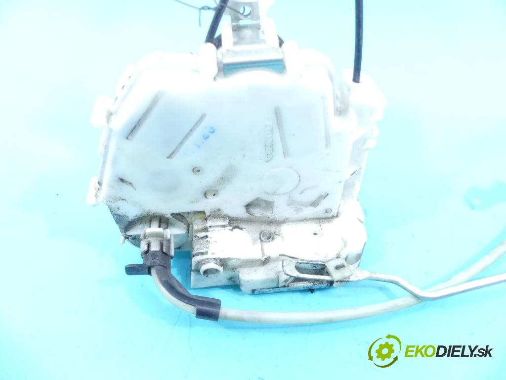 Honda Fr-v 1.7 16v 125 hp manual 92 kW 1668 cm3 5- zámek přední levý