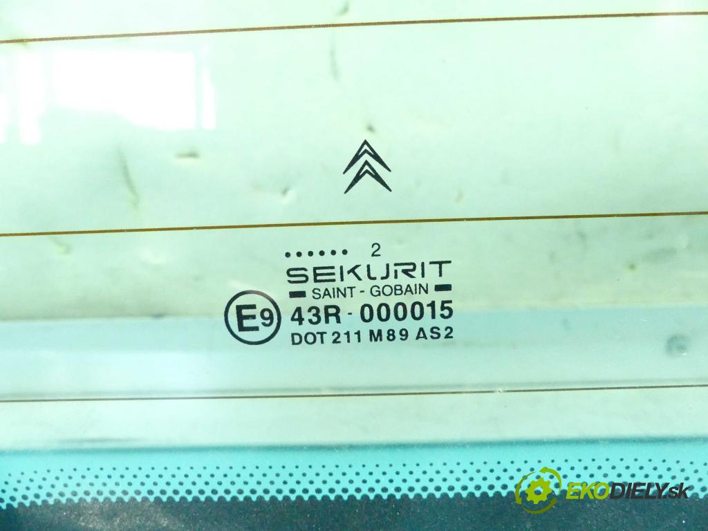 Citroen Xsara Picasso 2.0 HDI 90 hp manual 66 kW 1997 cm3 5- sklo zadní  (Okna zadní)
