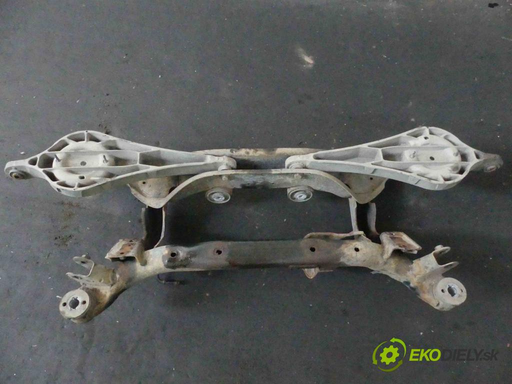 Volvo V70 III 2007-2016 2.4 D5 185 hp automatic 136 kW 2400 cm3 5- zadní výztuha