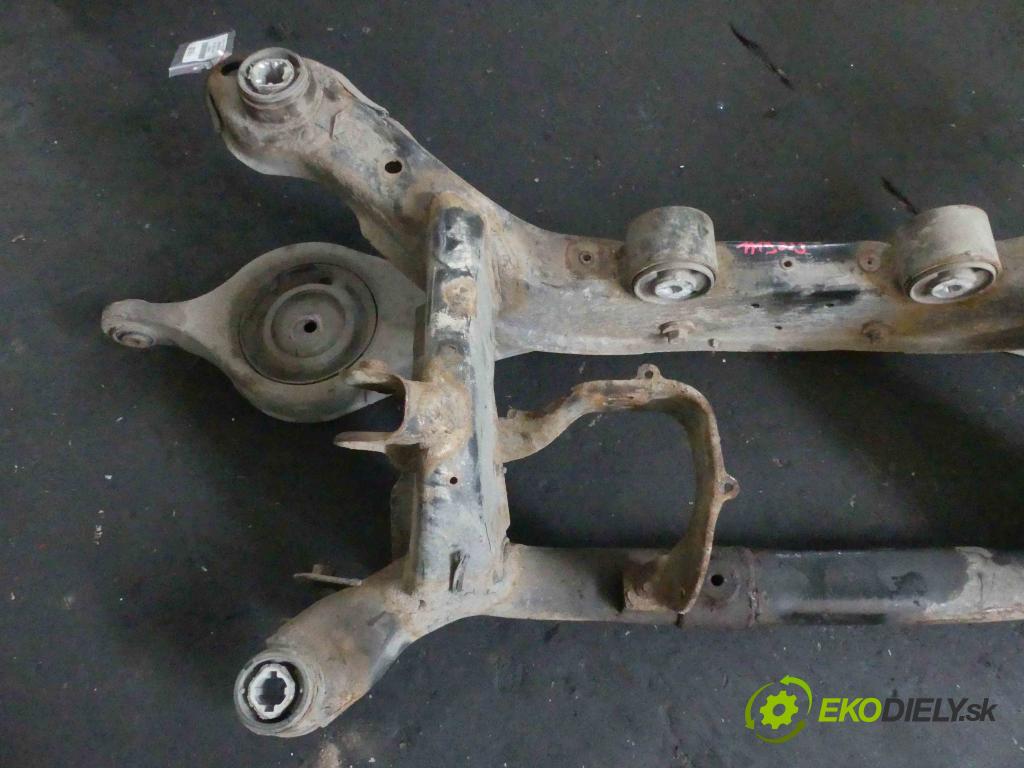 Volvo V70 III 2007-2016 2.4 D5 185 hp automatic 136 kW 2400 cm3 5- zadní výztuha