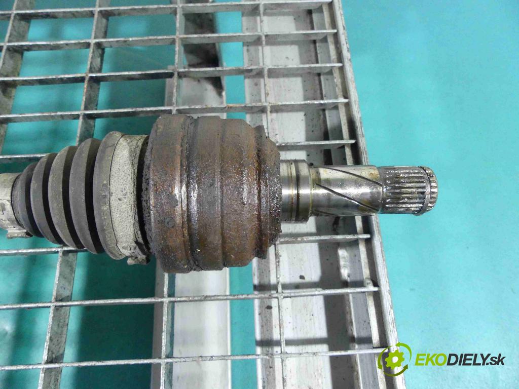 Volvo V70 III 2007-2016 2.4 D5 185 HP automatic 136 kW 2400 cm3 5- poloos ľavé 6G9N-4B402-BA (Poloosy)