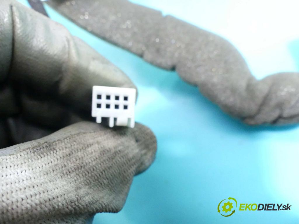 Mercedes GLK X204 2008-2015 2,2.0 cdi 170 hp automatic 125 kW 2143 cm3 5- zpětné zrcátko vnitřní A2048102917 (Světla vnitřní)