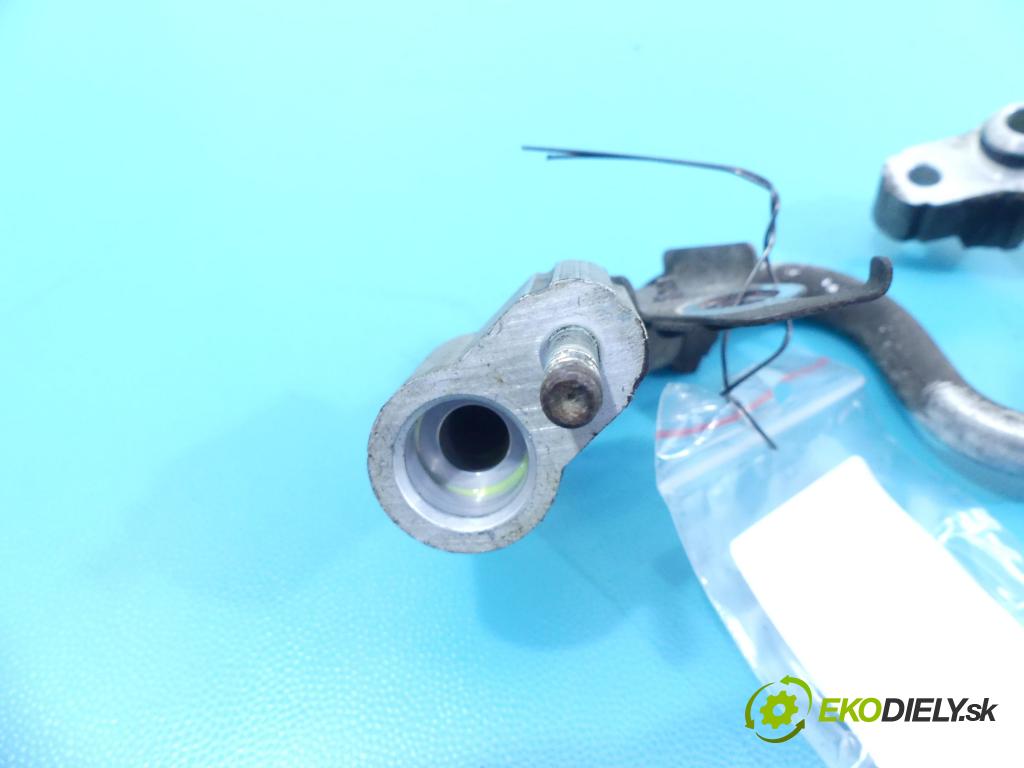 Mazda CX-9 2006-2015 3.7 V6 269KM automatic 198 kW 3726 cm3 5- rúrka klimatizácie