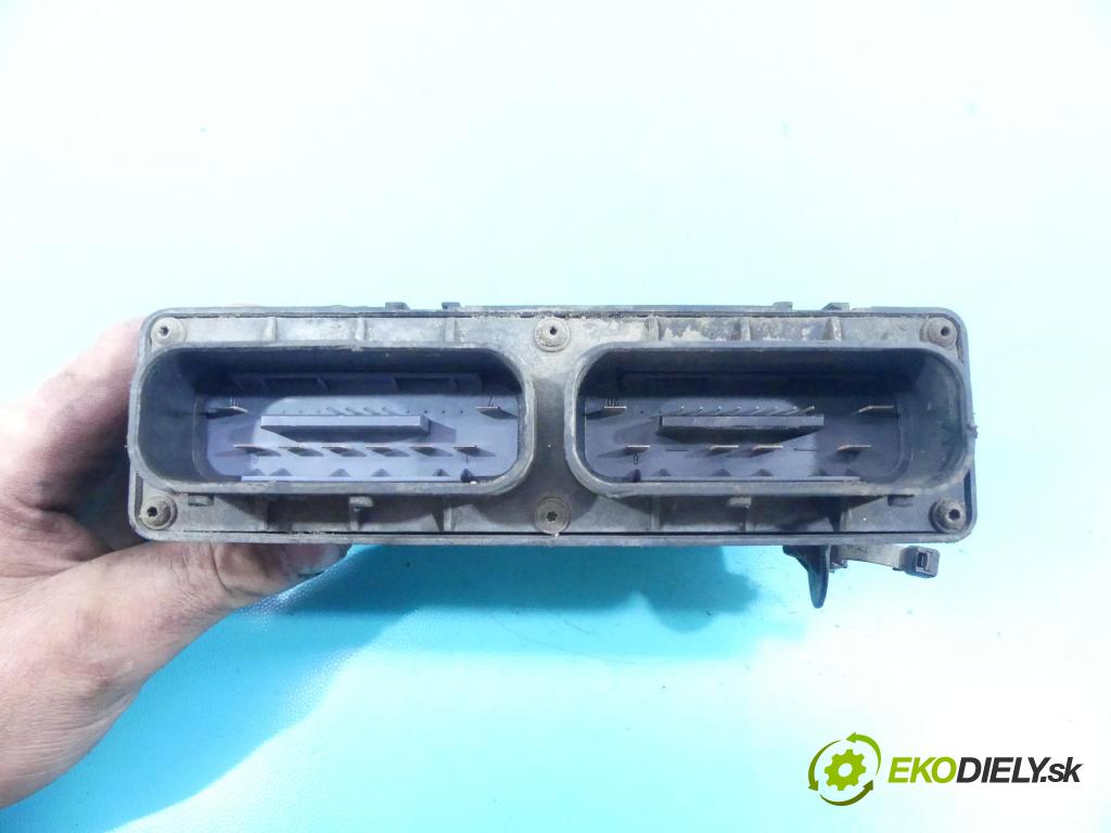 Opel Astra II 1998-2009 1.6 16v 101 HP manual 74 kW 1598 cm3 5- Relé: 09131730 (Relé)