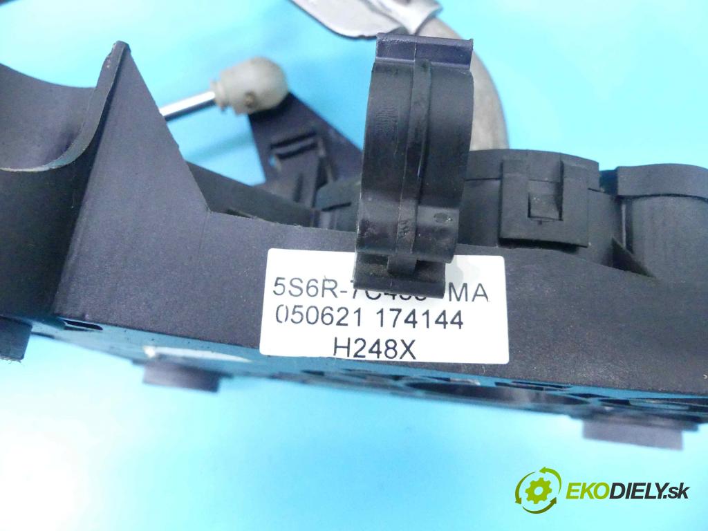 Ford Fiesta Mk6 2002-2008 1.6 16v 101 HP manual 74 kW 1596 cm3 3- Páka: Změny: stupeň,rýchlosť 5S6R-7C453-MA (Rýchlostné páky / kulisy)