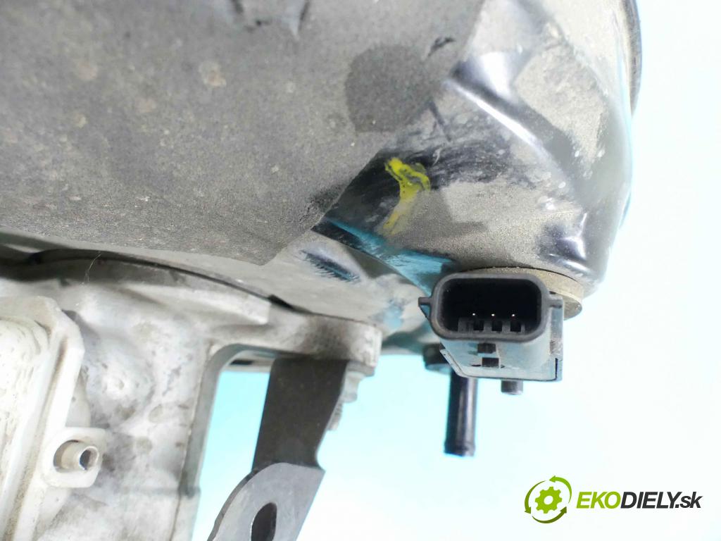 Mazda 3 III BM 2013-2018 2.0 16v 120 HP manual 88 kW 1998 cm3 4- servo brzdové 0204822526