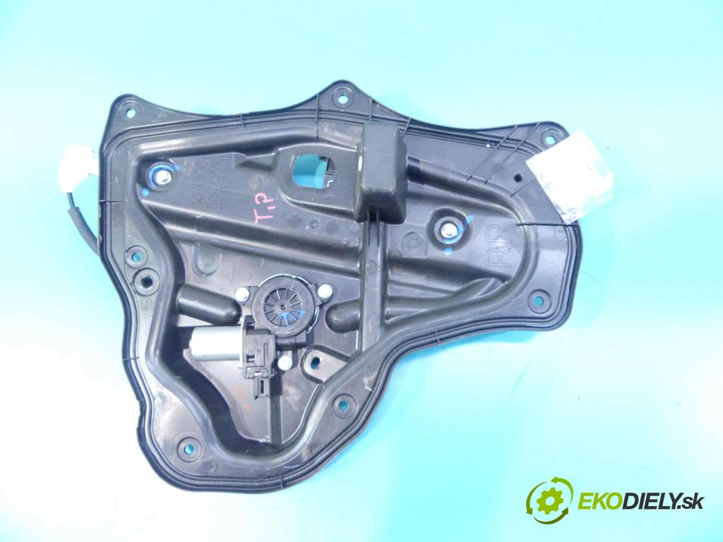Mazda 3 III BM 2013-2018 2.0 16v 120 hp manual 88 kW 1998 cm3 4- mechanismus stahování zadní pravý BJS77297X