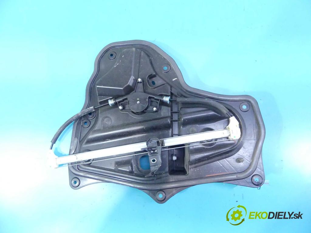 Mazda 3 III BM 2013-2018 2.0 16v 120 hp manual 88 kW 1998 cm3 4- mechanismus stahování zadní pravý BJS77297X