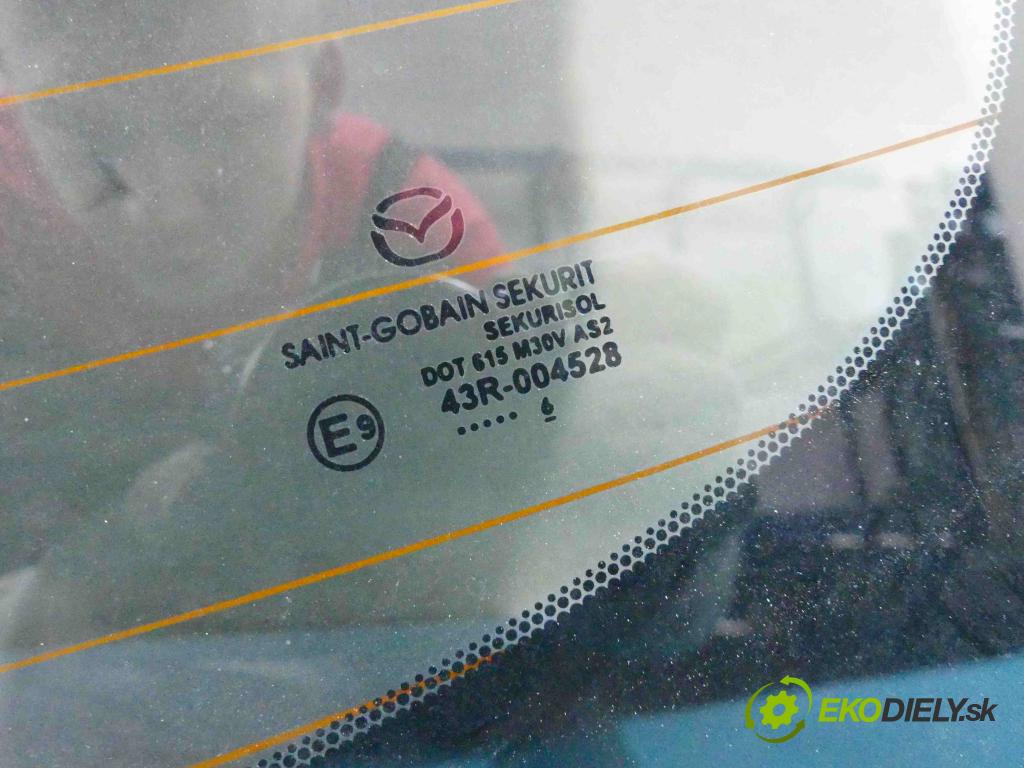 Mazda 3 III BM 2013-2018 2.0 16v 120 hp manual 88 kW 1998 cm3 4- sklo zadní  (Okna zadní)