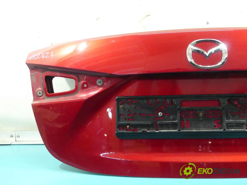 Mazda 3 III BM 2013-2018 2.0 16v 120 HP manual 88 kW 1998 cm3 4- zadna kufor  (Zadné kapoty)