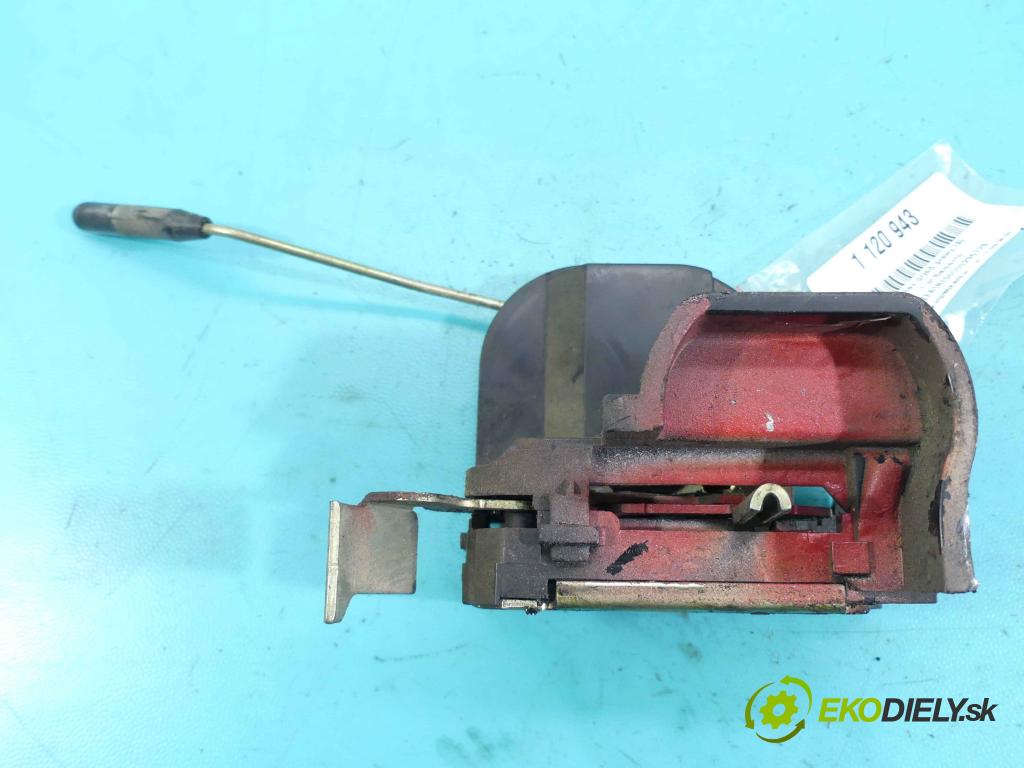 Fiat Seicento 0.9 39 hp manual 29 kW 899 cm3 3- zámek přední pravý