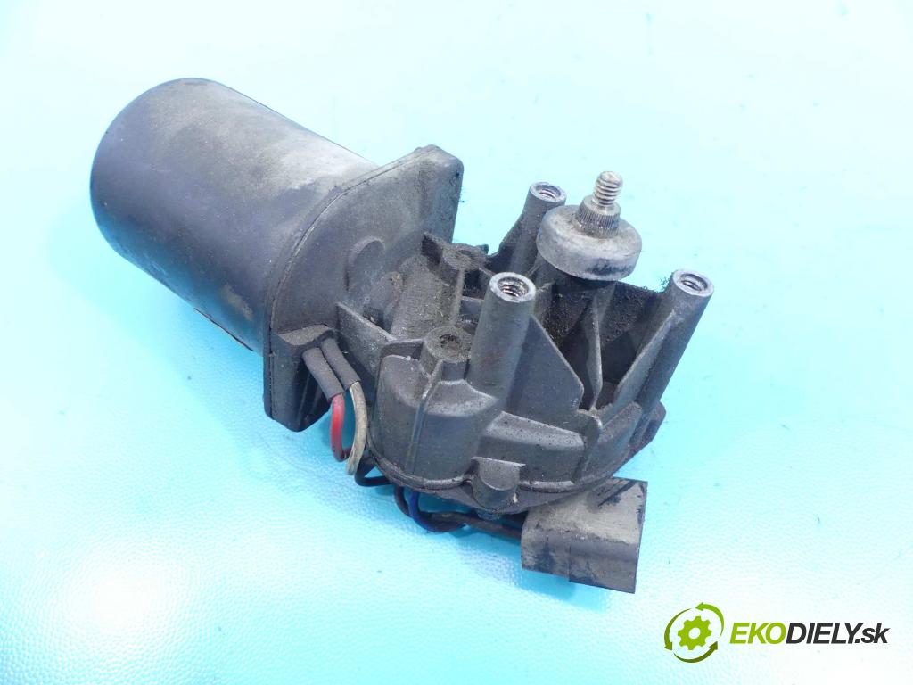 Renault 9 1.6d 54 HP manual 40 kW 1599 cm3 4- motor stieračov predné 