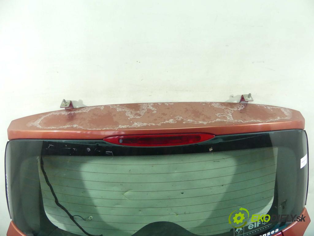 Renault Modus 1.5 dci 82 hp manual 60 kW 1461 cm3 5- zadní kufrové dveře  (Zadní kapoty)