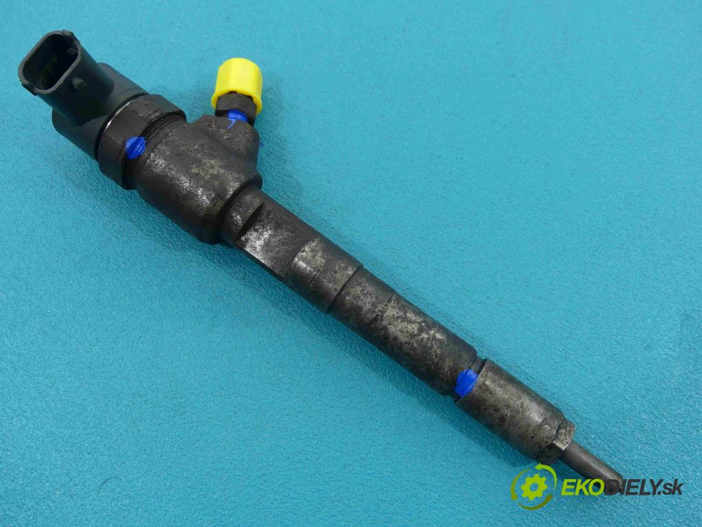 Fiat Punto Grande 1,3.0 jtd 90 HP manual 66 kW 1248 cm3 3- vstrek 0445110183 (Vstrekovače)