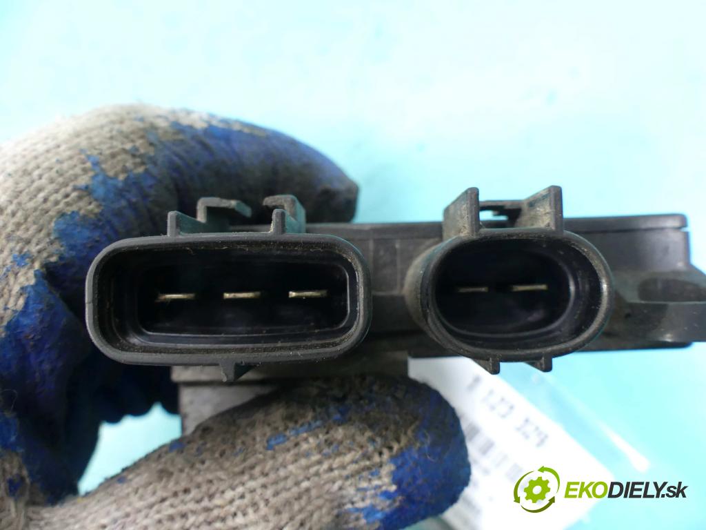 Toyota Rav4 III 2005-2012 3.5 V6 272 HP automatic 200 kW 3478 cm3 5- Relé: 89257-26020 (Relé)