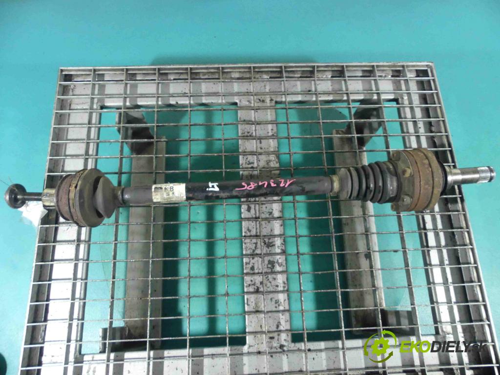 Audi A6 C6 2004-2011 2.7 tdi 163 HP automatic 120 kW 2698 cm3 5- poloos ľavé 4F0501203B (Poloosy)