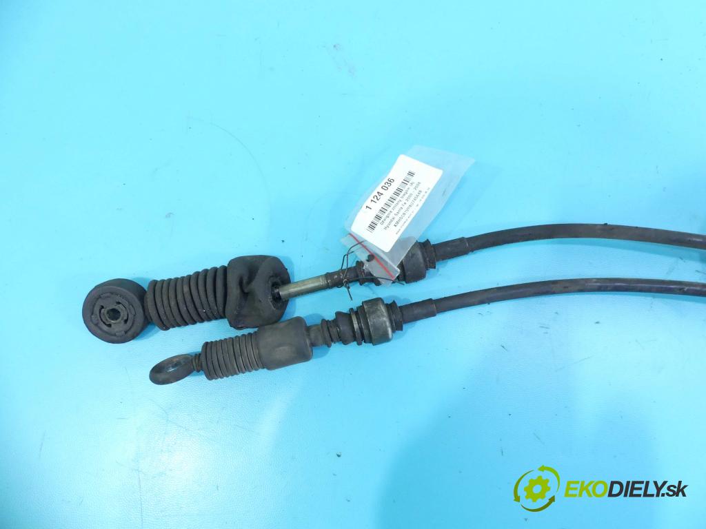 Hyundai Santa Fe 2000-2006 2.0 crdi 113 HP manual 83 kW 1991 cm3 5- Páka: Změny: stupeň,rýchlosť  (Rýchlostné páky / kulisy)