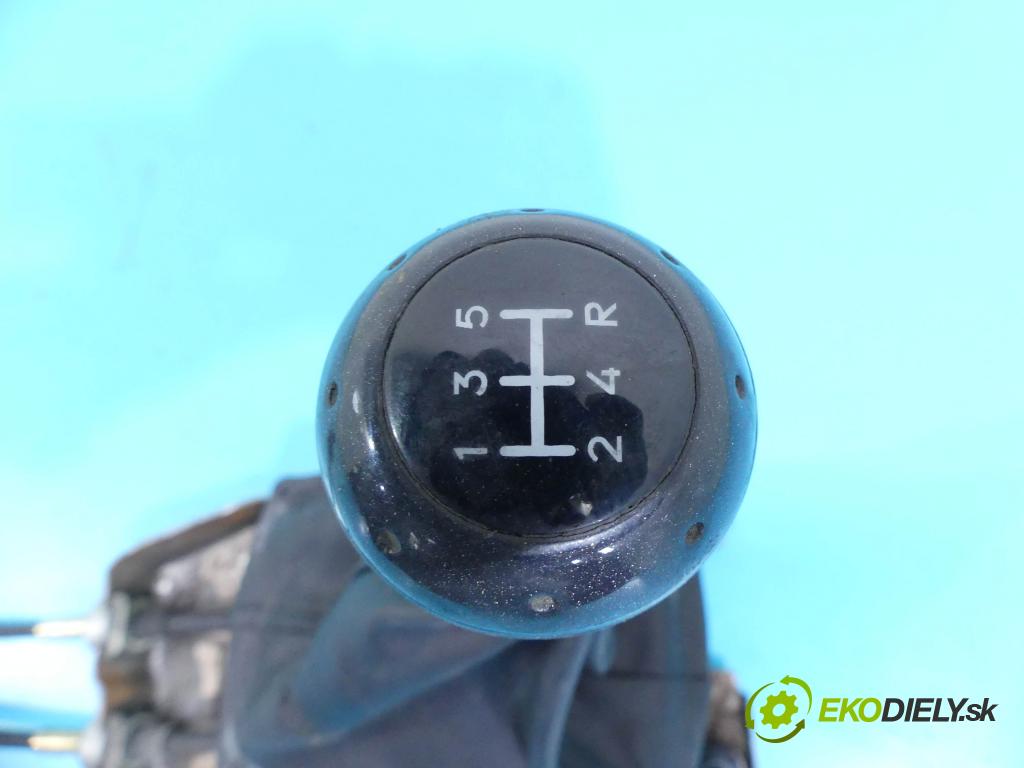 Hyundai Santa Fe 2000-2006 2.0 crdi 113 HP manual 83 kW 1991 cm3 5- Páka: Změny: stupeň,rýchlosť  (Rýchlostné páky / kulisy)