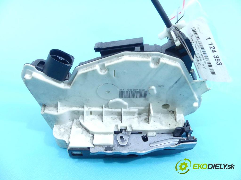 Skoda Superb II 2008-2015 2.0 tdi 170 hp automatic 125 kW 1968 cm3 5- zámek zadní pravý 5N0839016D