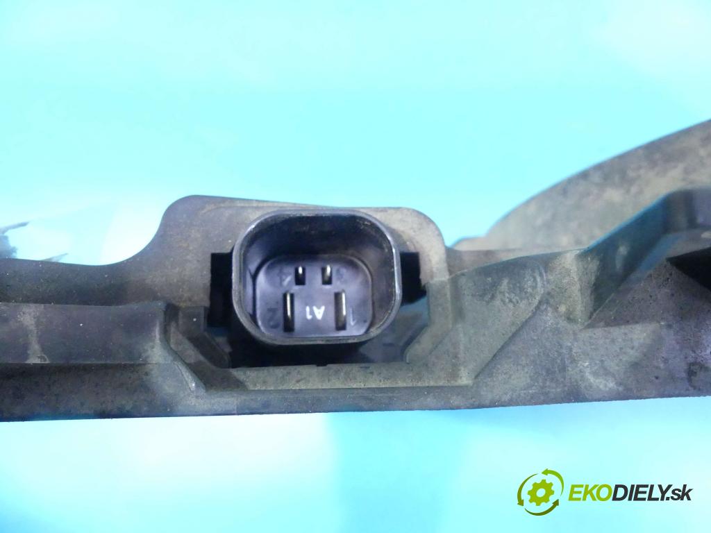 Volvo S60 I 2000-2010 2.4 D5 163 HP manual 120 kW 2401 cm3 4- Ventilátor chladiča 30741144