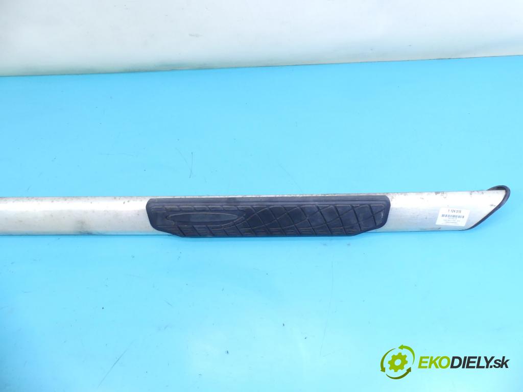 Toyota Rav4 III 2005-2012 3.5 V6 272 hp automatic 200 kW 3478 cm3 5- práh pravý  (Ostatní)