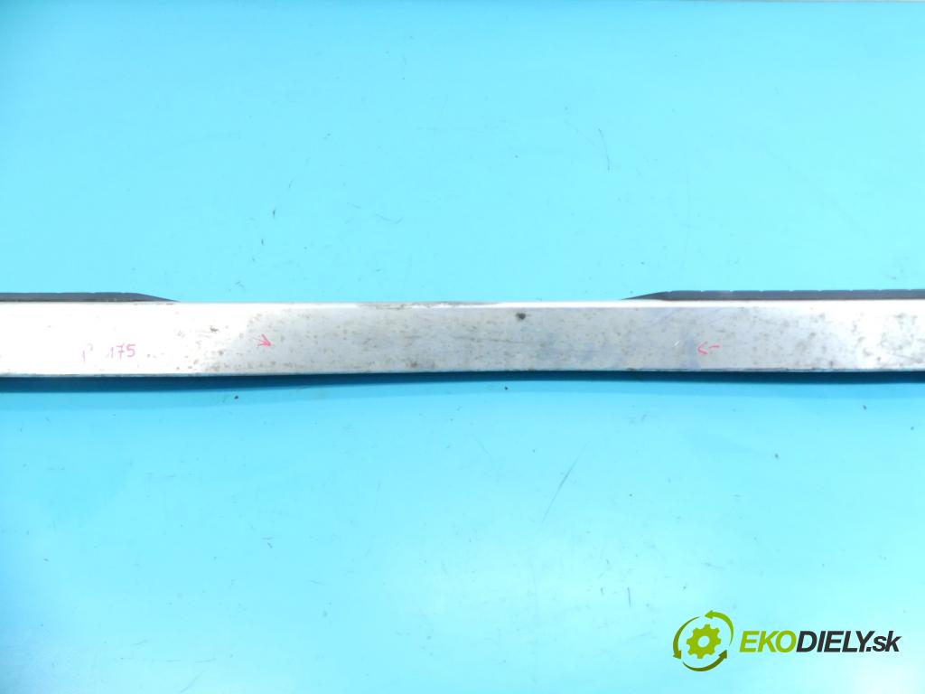 Toyota Rav4 III 2005-2012 3.5 V6 272 hp automatic 200 kW 3478 cm3 5- práh pravý  (Ostatní)