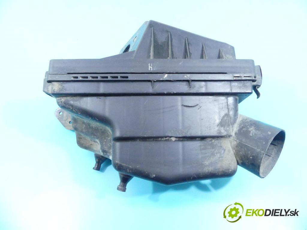 Nissan X-trail I T30 2001-2007 2.2 dci 114 hp manual 84 kW 2184 cm3 5- obal filtra vzduchu  (Kryty filtrů)