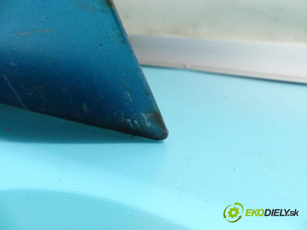 Toyota Corolla E10 1,4.0 16v 75 HP manual 55 kW 1332 cm3 5- dvere predné ľavé  (Ostatné)