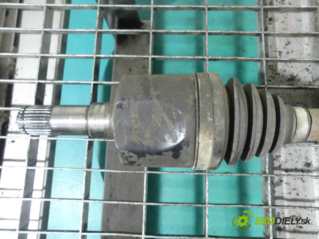 Chevrolet Captiva 2.4 16v 136 HP manual 100 kW 2405 cm3 5- poloos ľavé  (Poloosy)