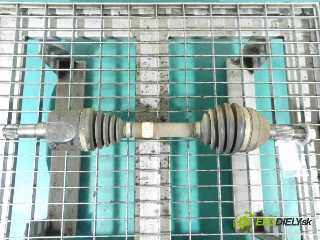 Chevrolet Captiva 2.4 16v 136 HP manual 100 kW 2405 cm3 5- poloos ľavé  (Poloosy)