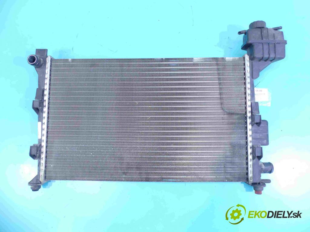 Mercedes A W168 1997-2004 1.6 102 HP manual 75 kW 1598 cm3 5- chladič  (Chladiče)