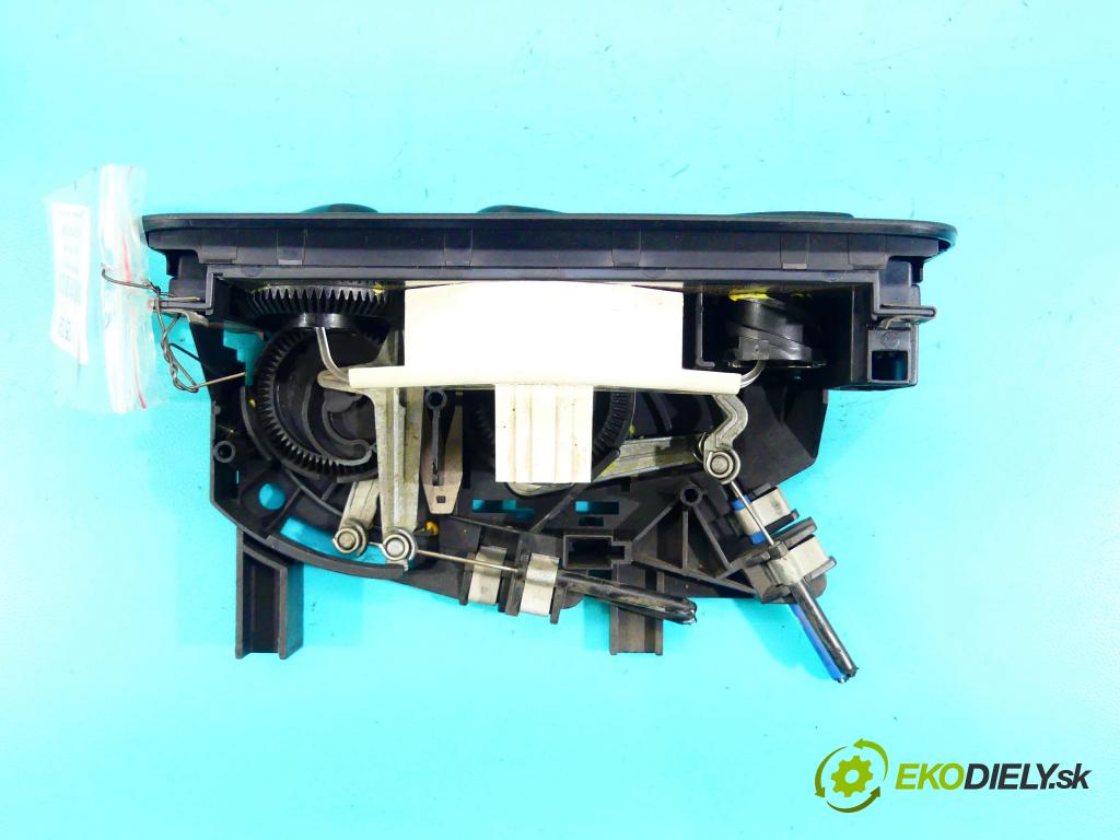 Vw Golf III 1991-1998 1.8 75 HP manual 55 kW 1781 cm3 5- panel kúrenia