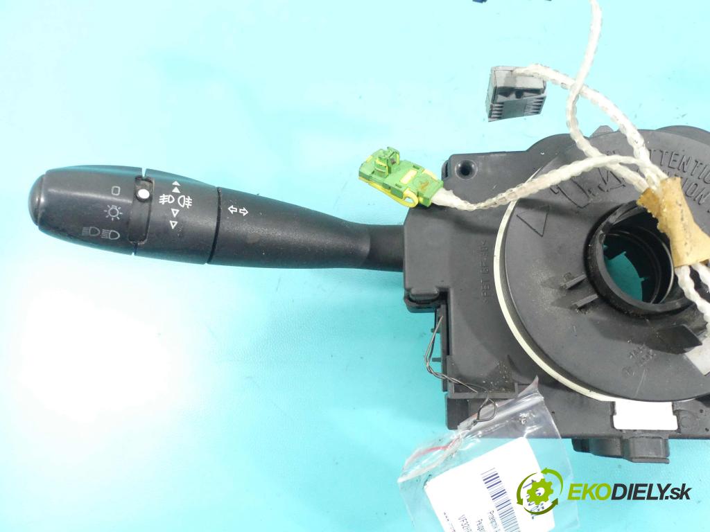 Peugeot 206 1.6 hdi 110 HP manual 81 kW 1560 cm3 3- prepínač 96542558XT