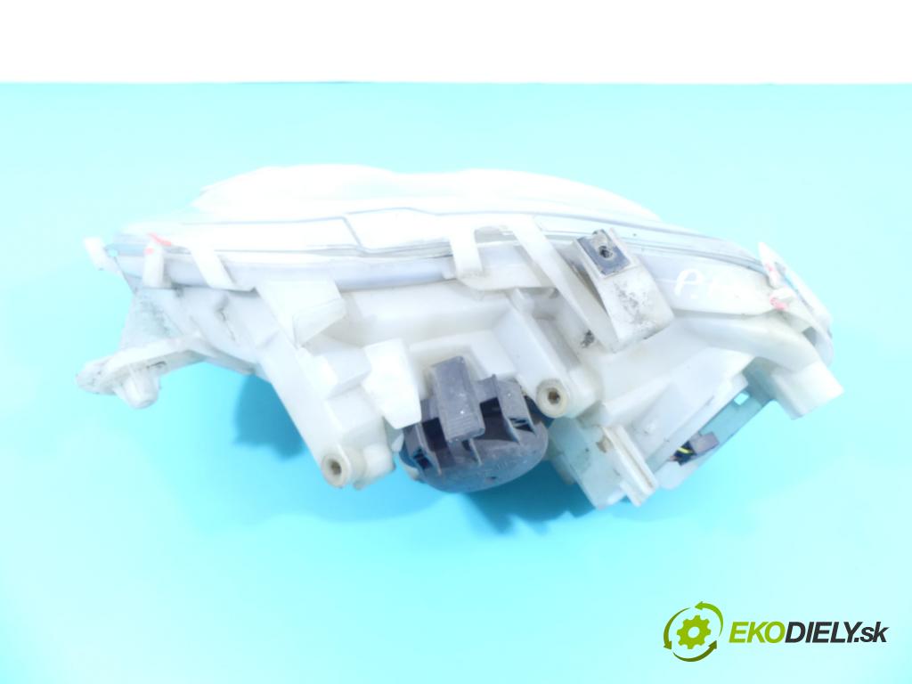 Smart Fortwo 1998-2007 0.7 61 HP automatic 45 kW 698 cm3 3- Reflektor: pravý 0301169202 (Pravé)