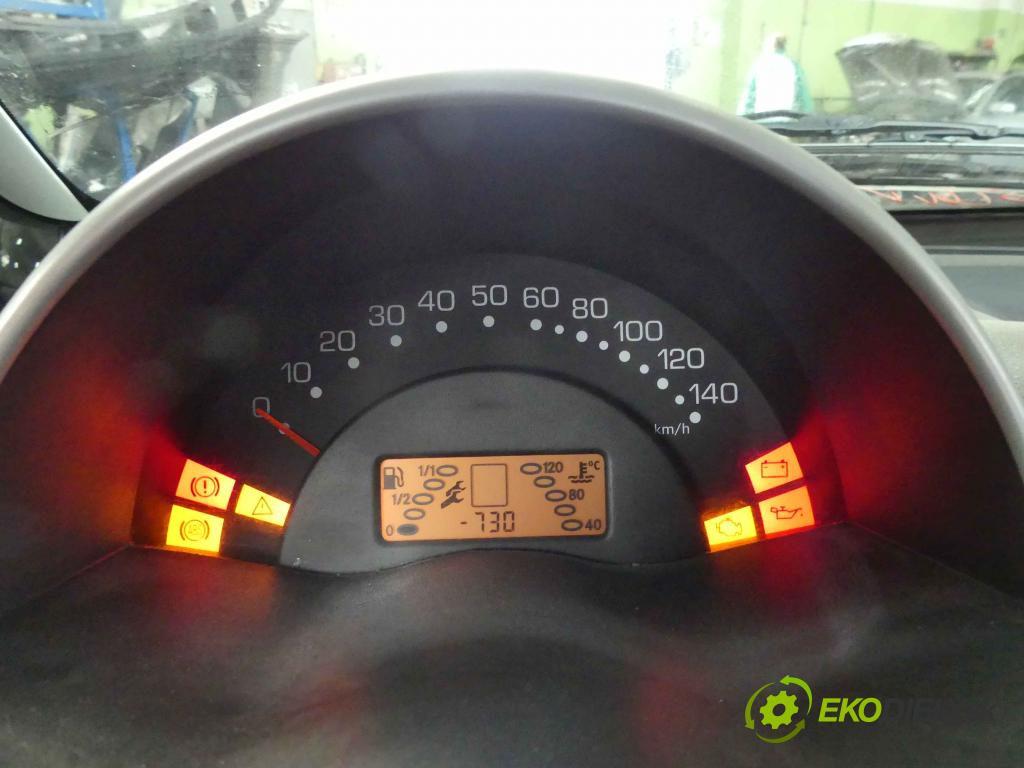 Smart Fortwo 1998-2007 0.7 61 HP automatic 45 kW 698 cm3 3- prístrojovka/ budíky 110008872020 (Prístrojové dosky, displeje)