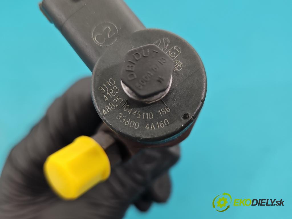 Kia Sorento I 2003-2009 2.5 crdi 140 HP automatic 103 kW 2497 cm3 5- vstrek 0445110186 (Vstrekovač paliva)