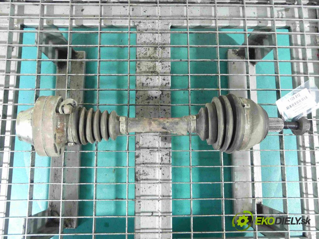 Vw Amarok 2010-2016 2.0 tdi 163 HP manual 120 kW 1968 cm3 5- poloos pravé  (Poloosy)